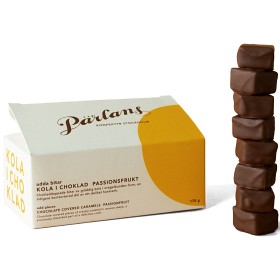 Bild på Pärlans Kola i Choklad Udda Bitar Passionsfrukt 175g