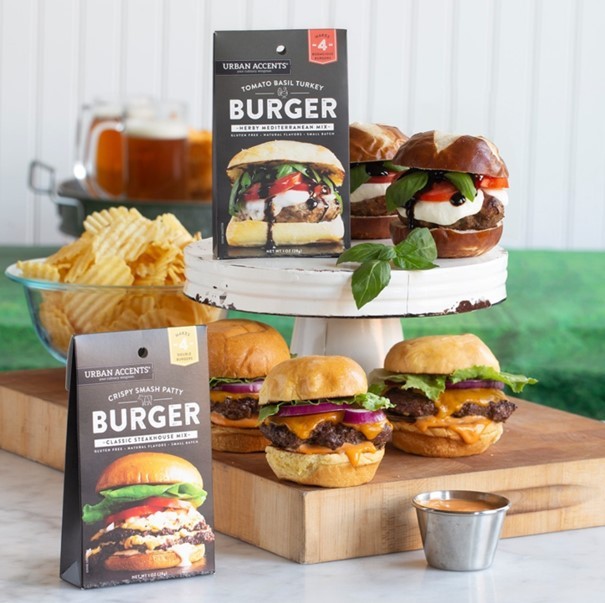 https://media.delitea.se/product-images/XL/urban-accents-steakhouse-style-crispy-smash-burger-28g-1.jpg